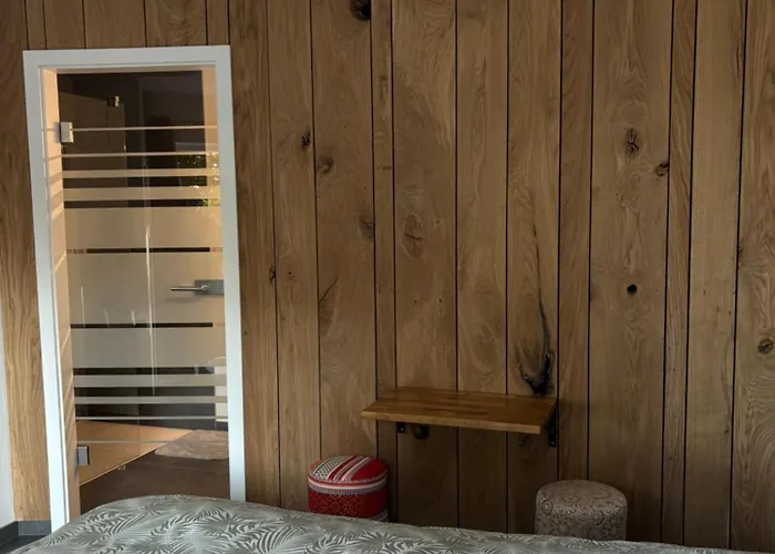 ゲストハウス La Halte マルメディ